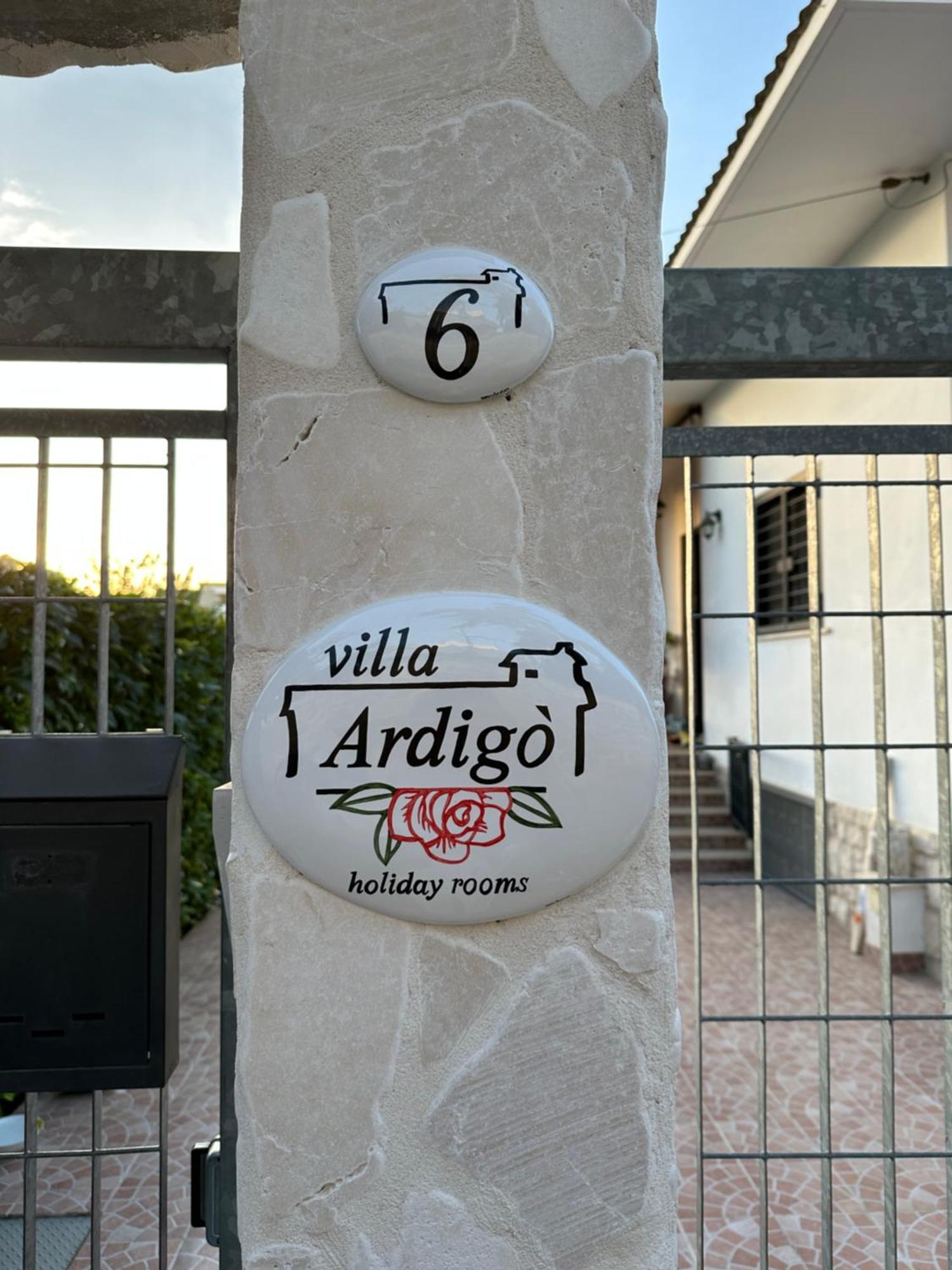 Villa Ardigo - Camera O Appartamento Bari Eksteriør billede